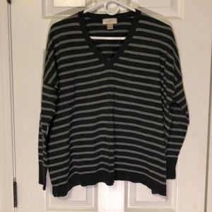 🌟BOGO LOFT Wide Gray Sweater